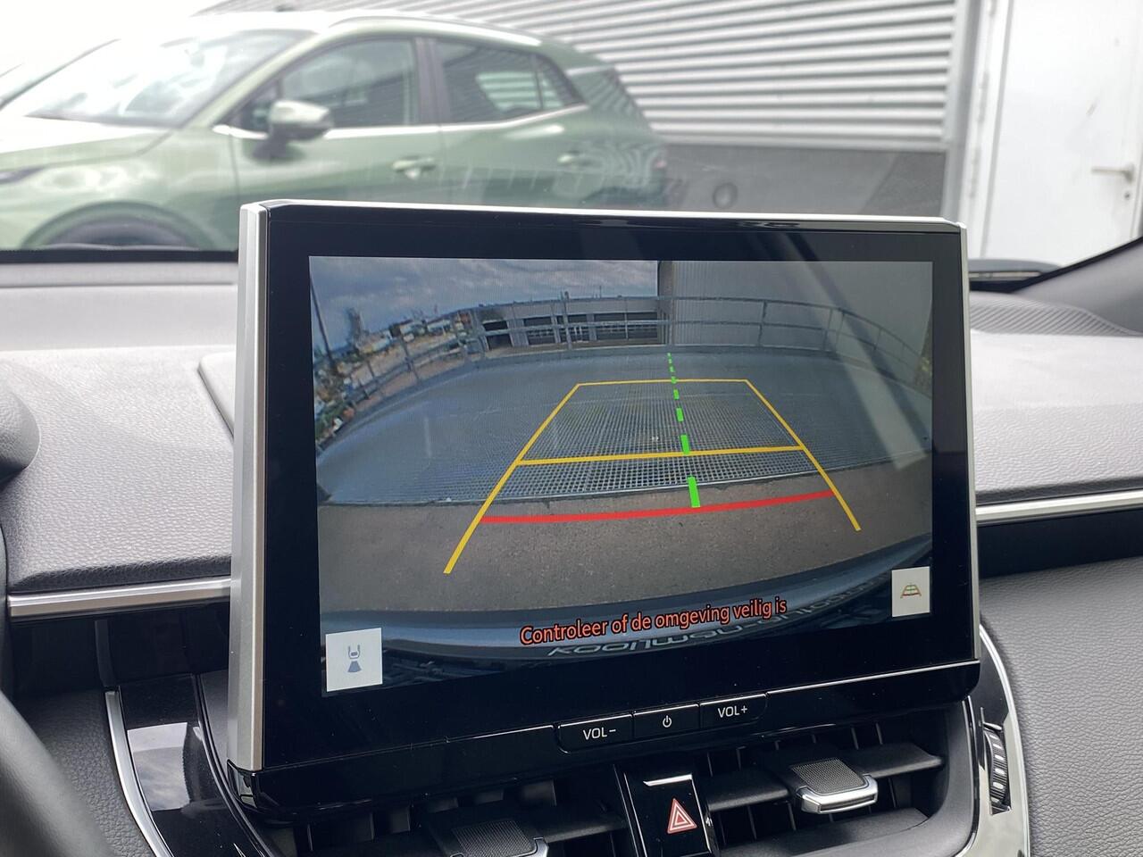 Toyota COROLLA Cross Hybrid 140 Dynamic edition Navigatie, Elektrische achterklep, LM Velgen, LMV, all-season banden, smart Key