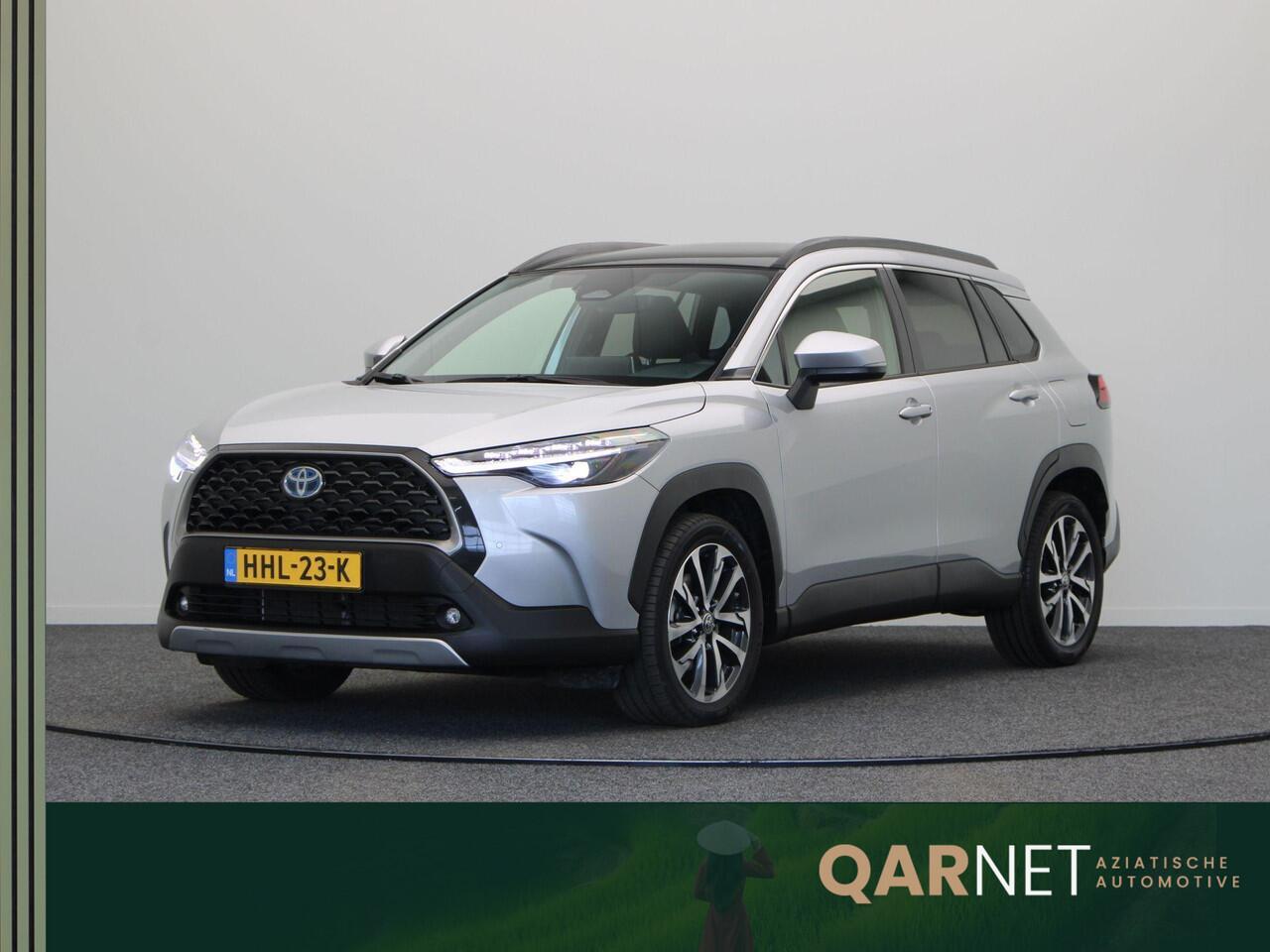 Toyota COROLLA Cross Hybrid 140 Style + Premium Pack II | 10 Jaar Garantie! | Stoelverwarming | Apple Carplay & Android Auto | Panoramadak |