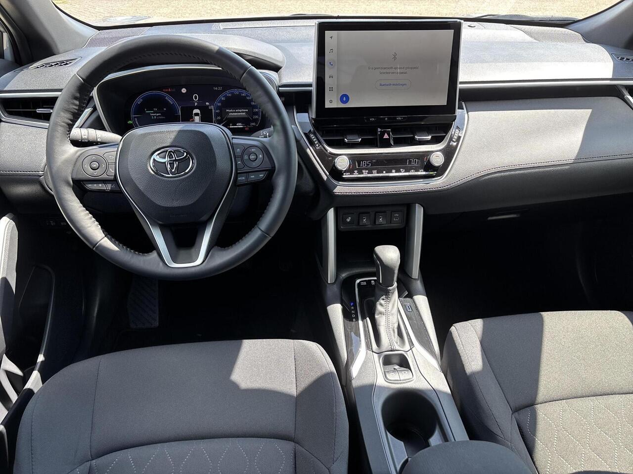 Toyota COROLLA Cross Hybrid 200 Style | All-in prijs | Automaat | Stoelverwarming