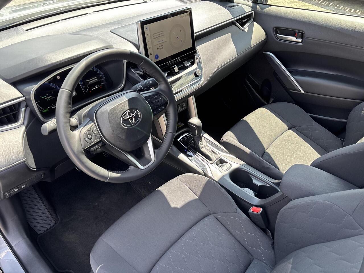 Toyota COROLLA Cross Hybrid 200 Style | All-in prijs | Automaat | Stoelverwarming