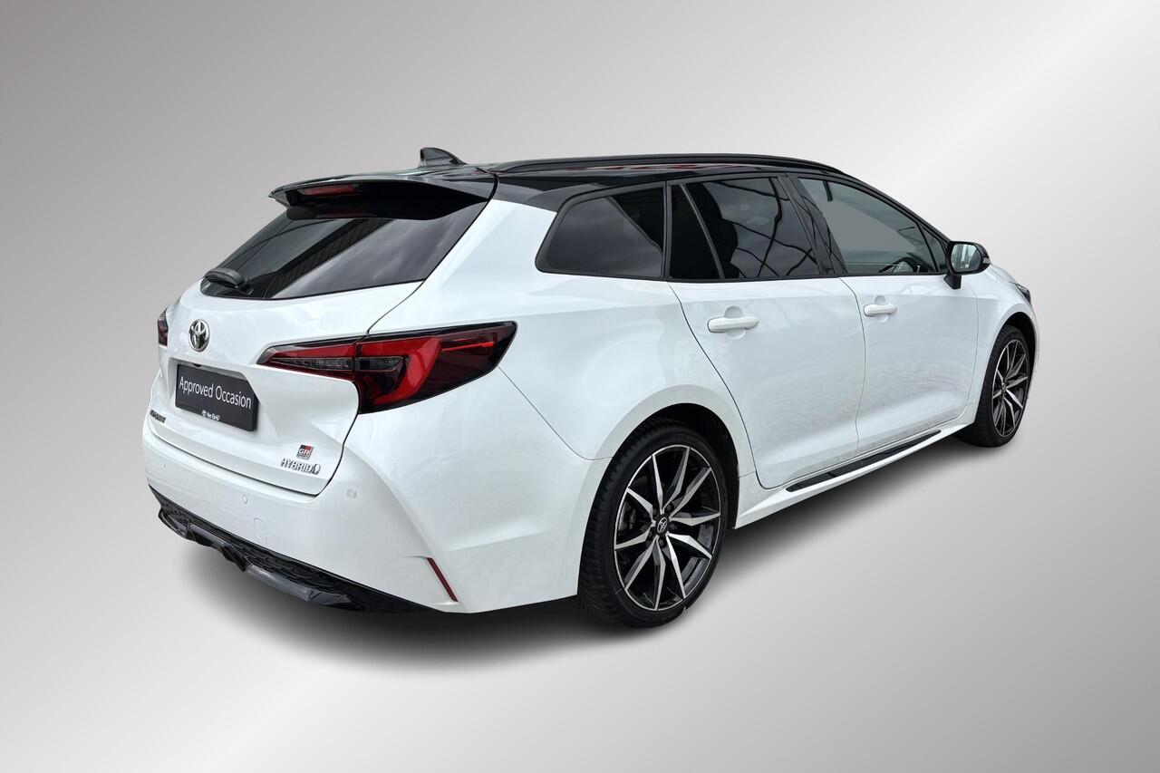 Toyota COROLLA Touring Sports Hybrid 200 GR Sport Plus, 196 PK, Stuurverwarming, BSM, Apple carplay, Android auto!