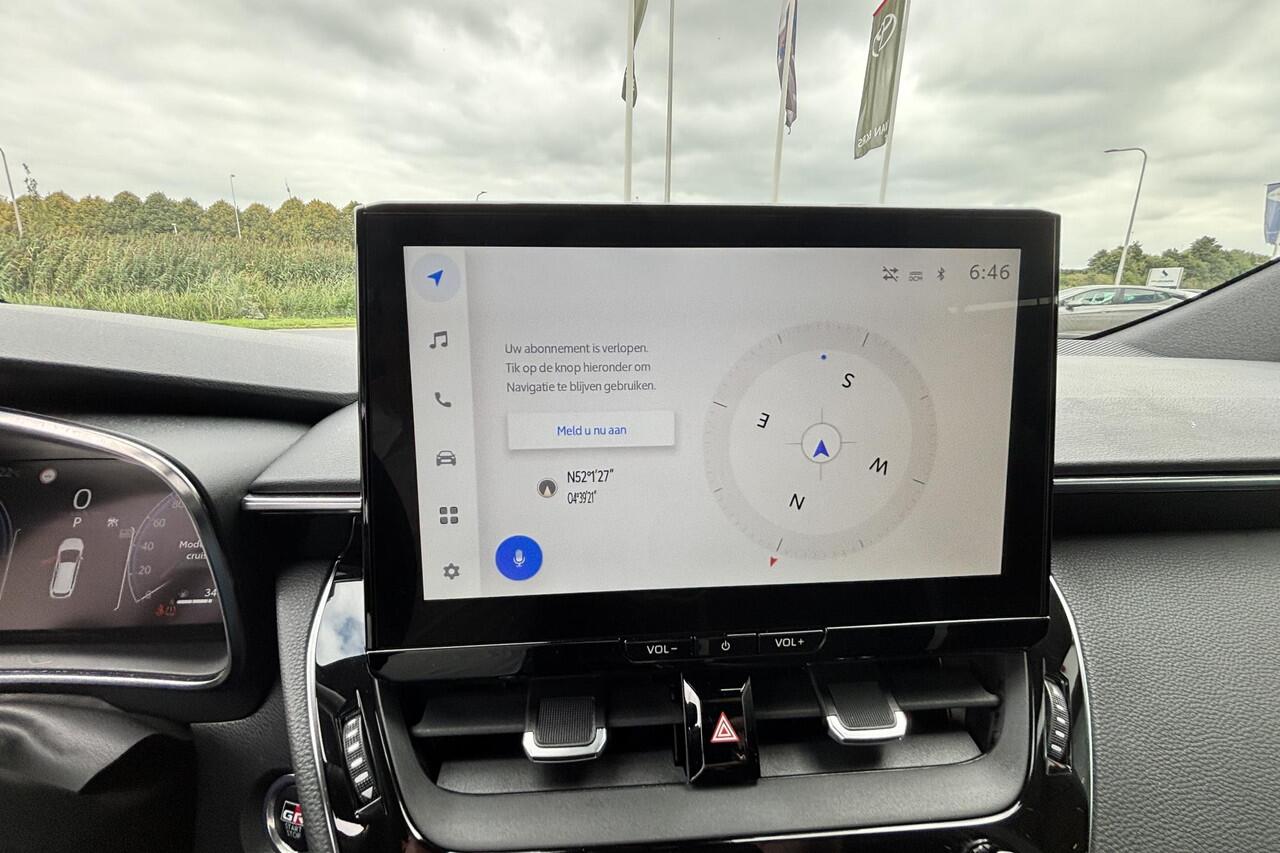 Toyota COROLLA Touring Sports Hybrid 200 GR Sport Plus, 196 PK, Stuurverwarming, BSM, Apple carplay, Android auto!