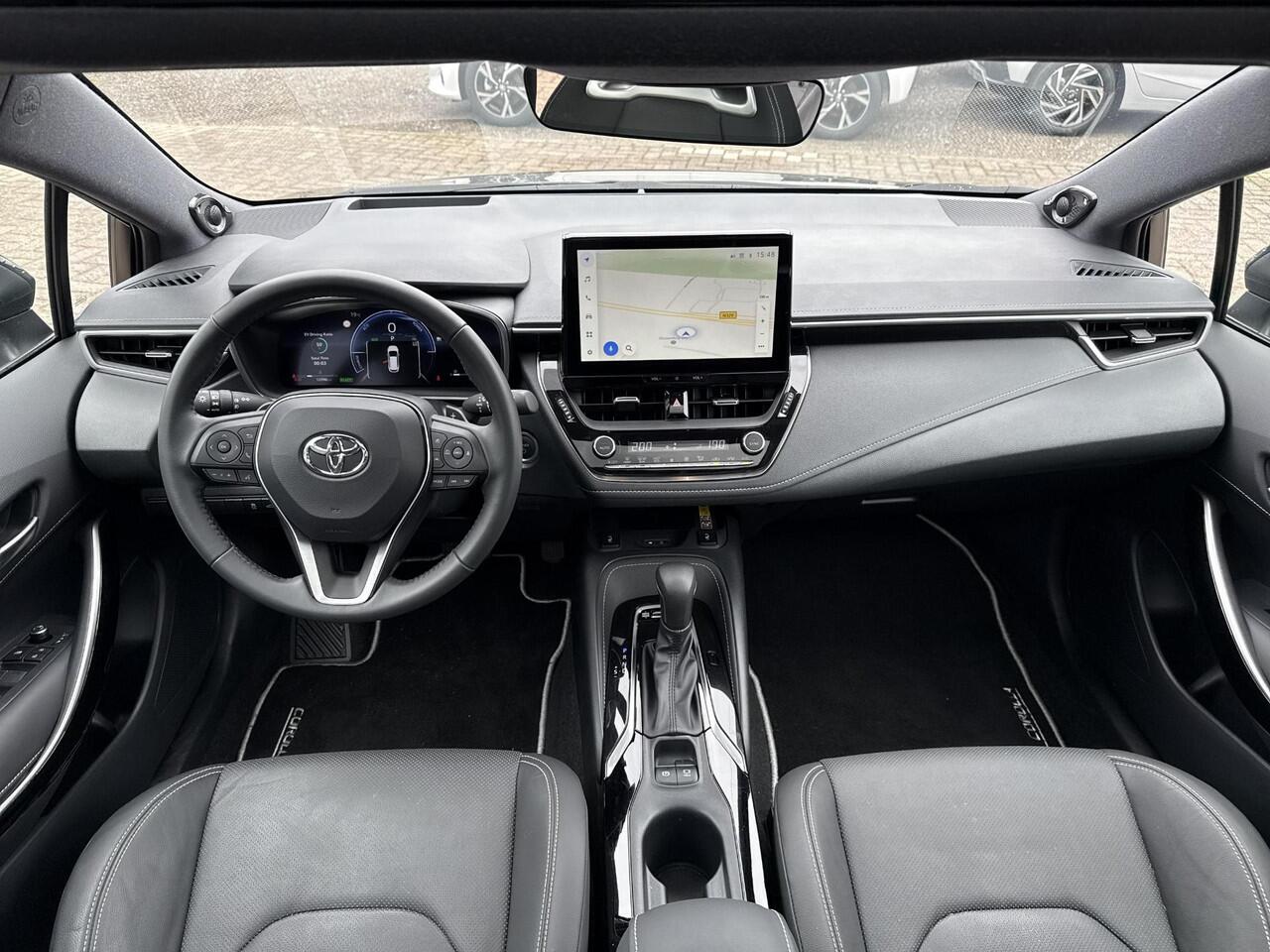 Toyota COROLLA Touring Sports Hybrid 200 Premium **PANORAMA DAK/ HEAD-UP DISPLAY/ TREKHAAK/ NAVIGATIE/ 36 MAANDEN GARANTIE**