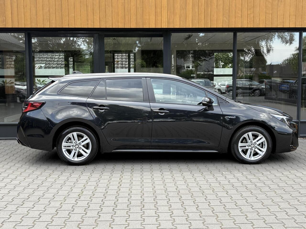 Toyota COROLLA / Suzuki Swace 1.8 Hybride Style Adapt.Cruise, Rijklaarprijs