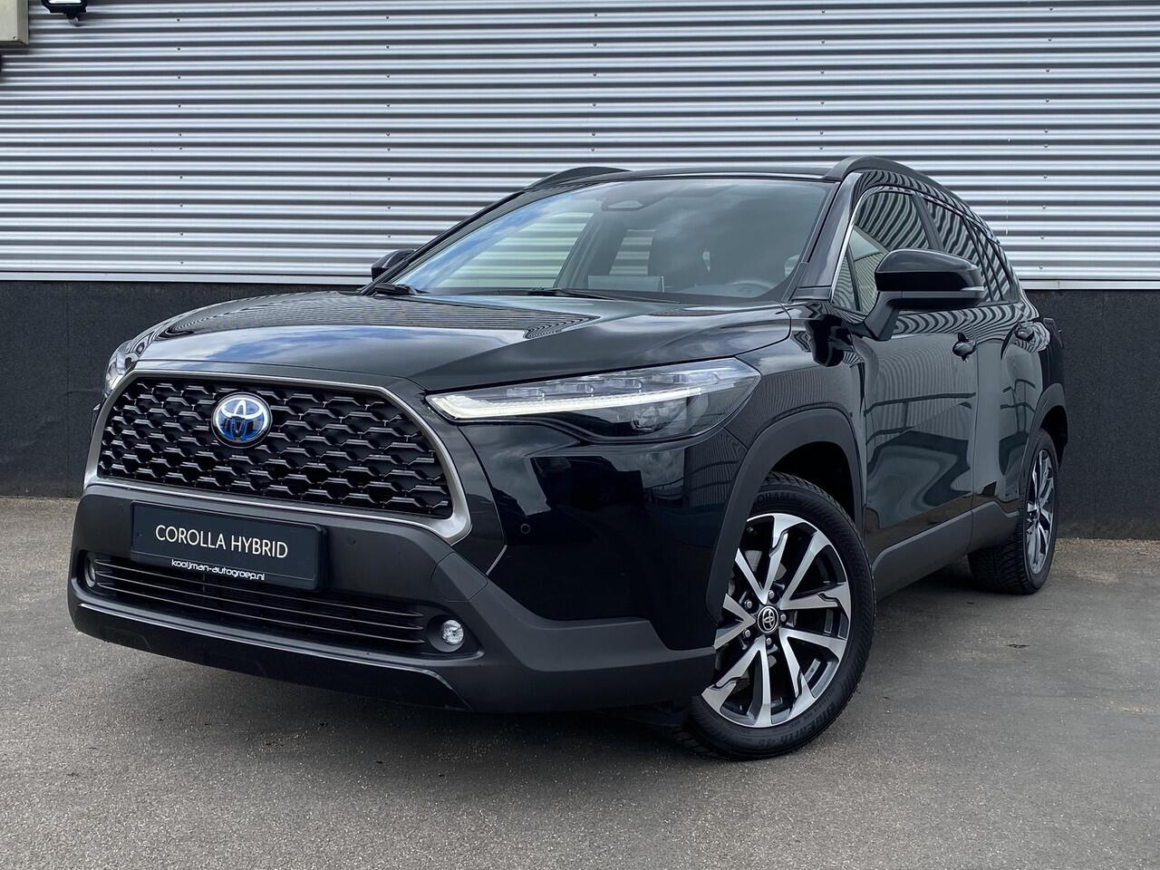 Toyota COROLLA Cross Hybrid 200 Style Panoramadak, stoelverwarming, navigatie Apple CarPlay/Android Auto, dodehoekdetectie, adaptieve cruise control,