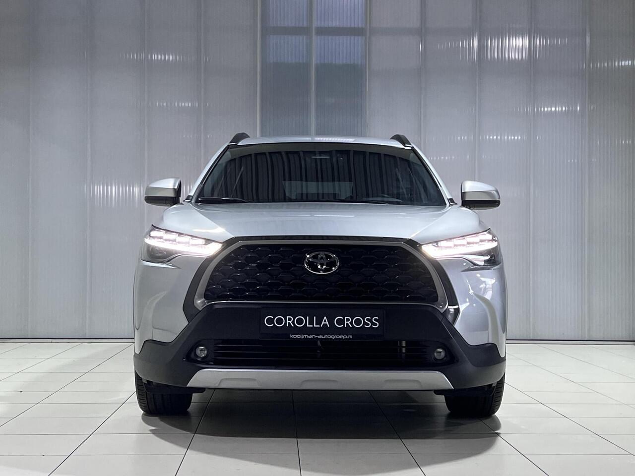 Toyota COROLLA Cross Hybrid 140 Dynamic Adaptieve cruise control, navigatie Apple CarPlay/Android Auto, draadloze telefoonlader, keyless, Elektrische achterklep