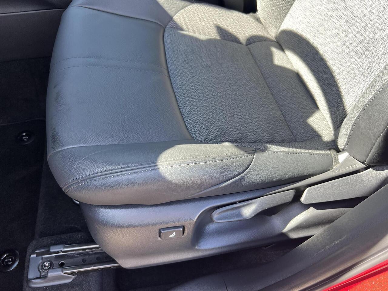 Toyota COROLLA Cross Hybrid 140 Style + Premium Pack