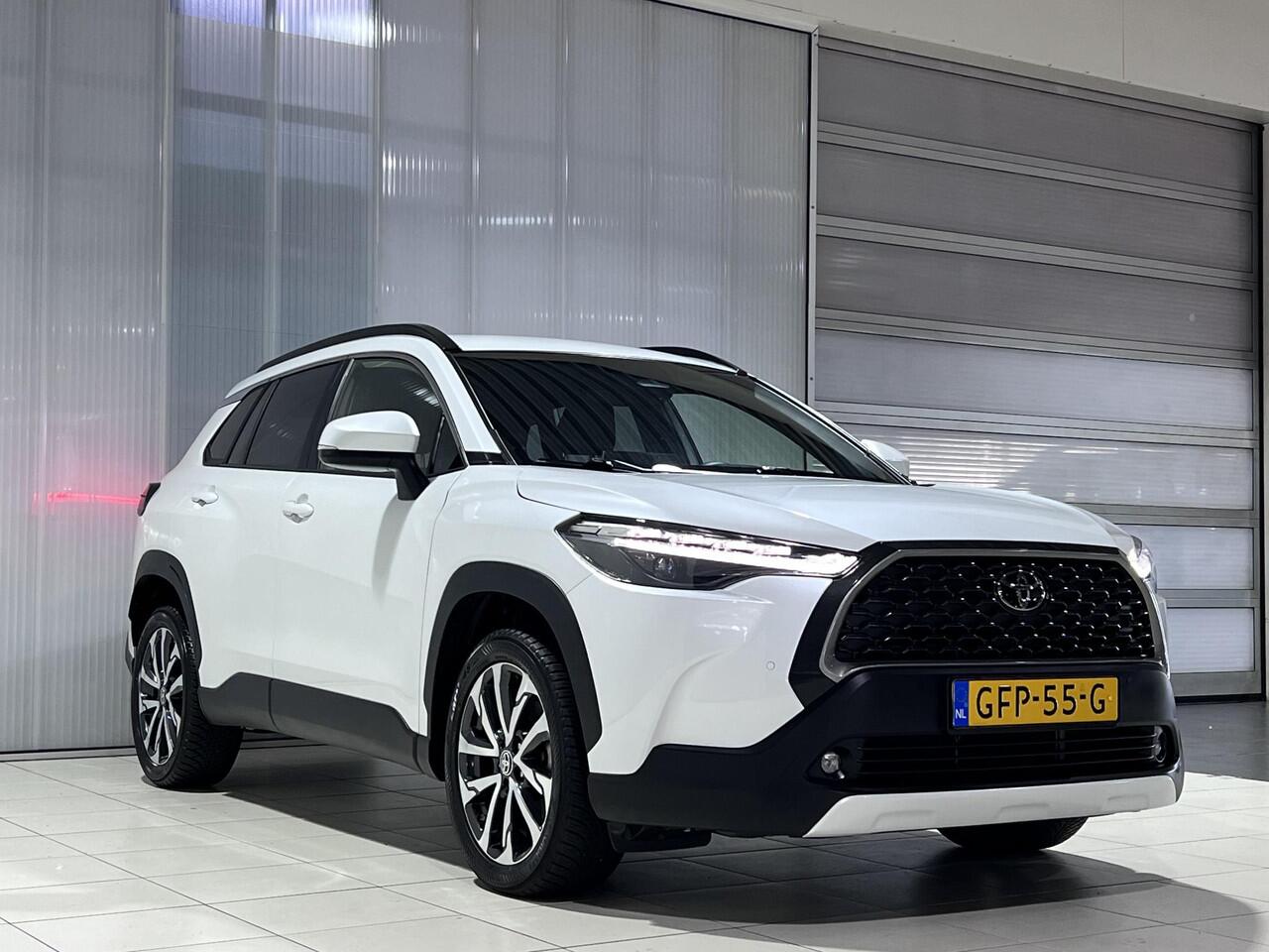 Toyota COROLLA Cross Hybrid 140 Style All Season banden, Elektrisch bedienbare achterklep, Draadloos opladen, Dode hoek detector, Dealer onderhouden