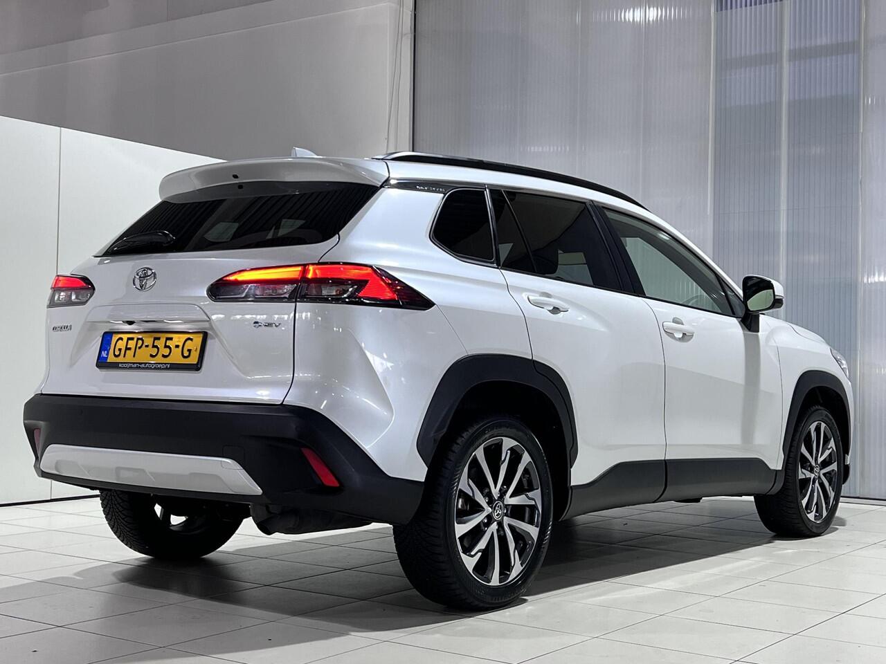 Toyota COROLLA Cross Hybrid 140 Style All Season banden, Elektrisch bedienbare achterklep, Draadloos opladen, Dode hoek detector, Dealer onderhouden