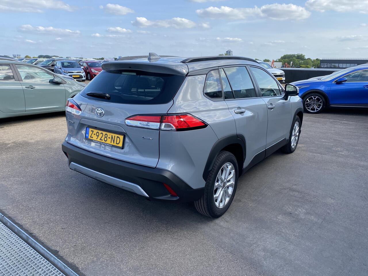 Toyota COROLLA Cross Hybrid 140 Active Navigatie Apple CarPlay/Android Auto, achteruitrij camera, adaptieve cruise control, keyless entry- & start