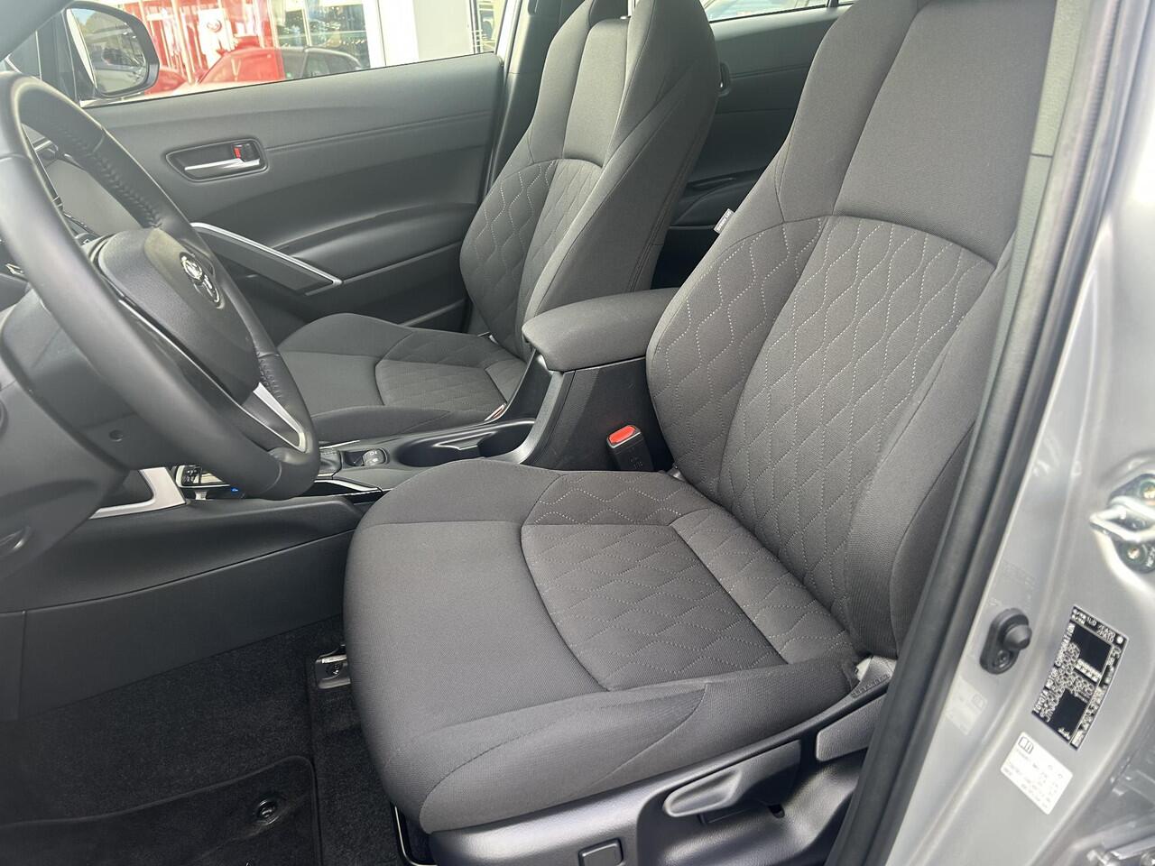 Toyota COROLLA Cross Hybrid 140 Active