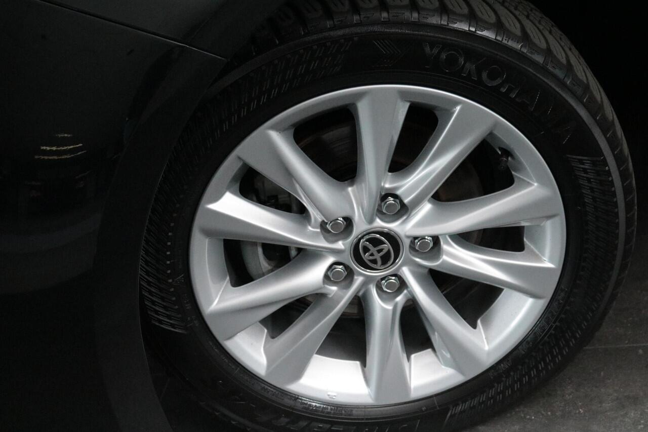 Toyota COROLLA Touring Sports Hybrid 140 Active, Navi , All Season banden