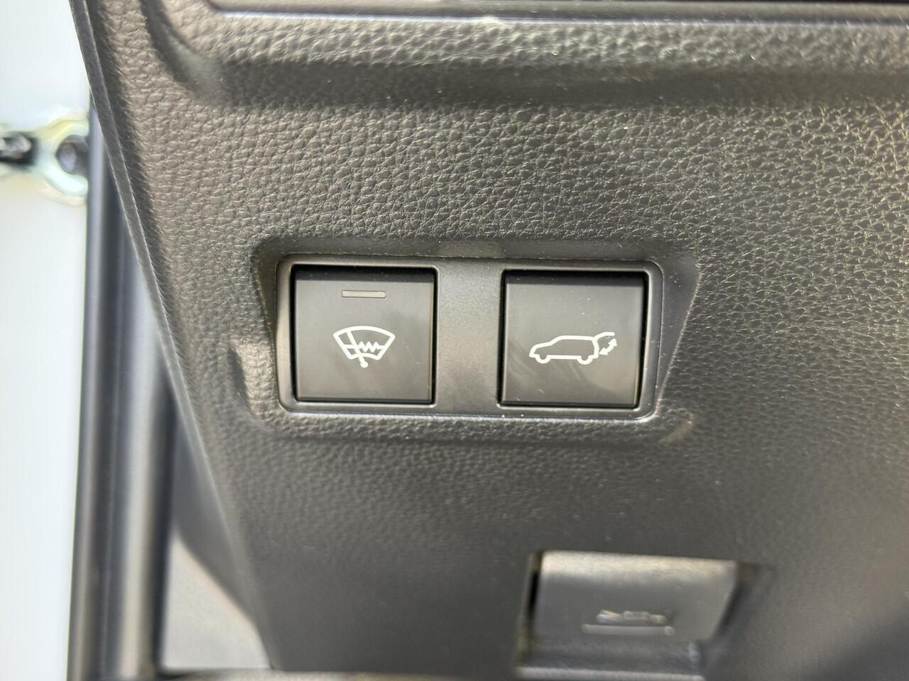 Toyota COROLLA Cross Hybrid 140 Style Elektr. klep | Keyless | ACC | Stoel-stuurverwarming