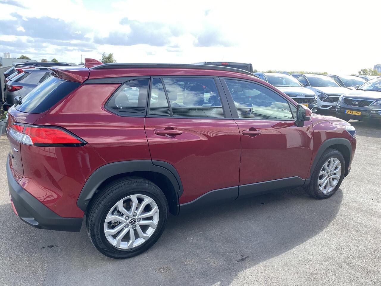 Toyota COROLLA Cross Hybrid 140 Active incl. o.a.:Apple CarPlay/Android Auto, achteruitrij camera, elektr. inklapbare buitenspiegels, keyless, adaptieve cruise control, Climate control