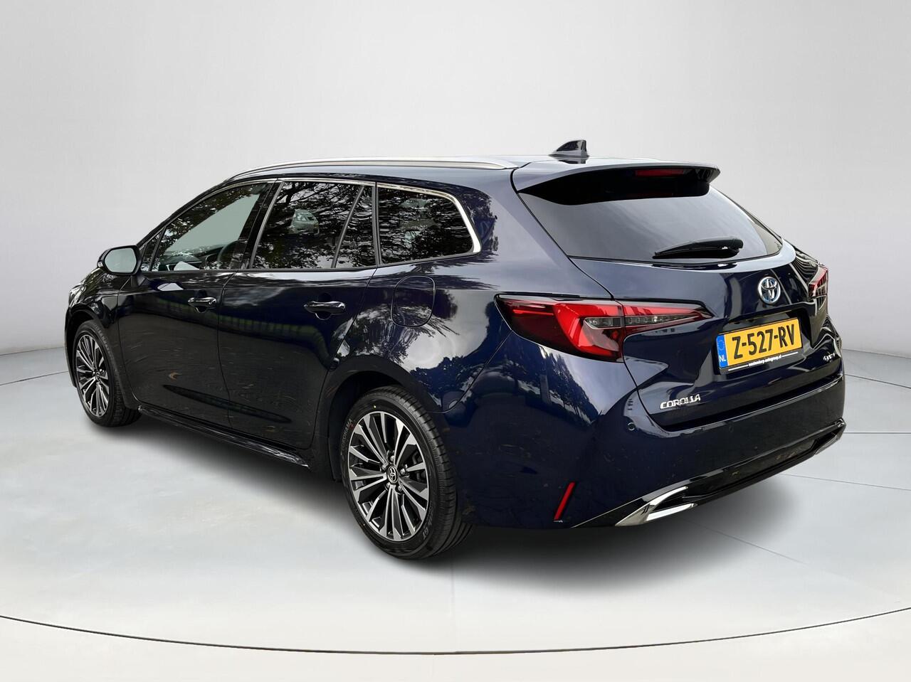 Toyota COROLLA Touring Sports Hybrid 140 Dynamic | Parkeersensoren | Stoelverwarming | Navigatie | Keyless entry |