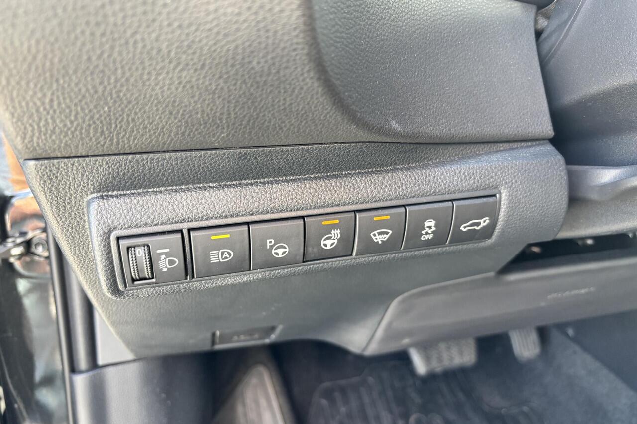 Toyota COROLLA Touring Sports Hybrid Business Parkeersensoren, Stoelverwarming, Apple carplay, Android auto, BSM, NAVI.