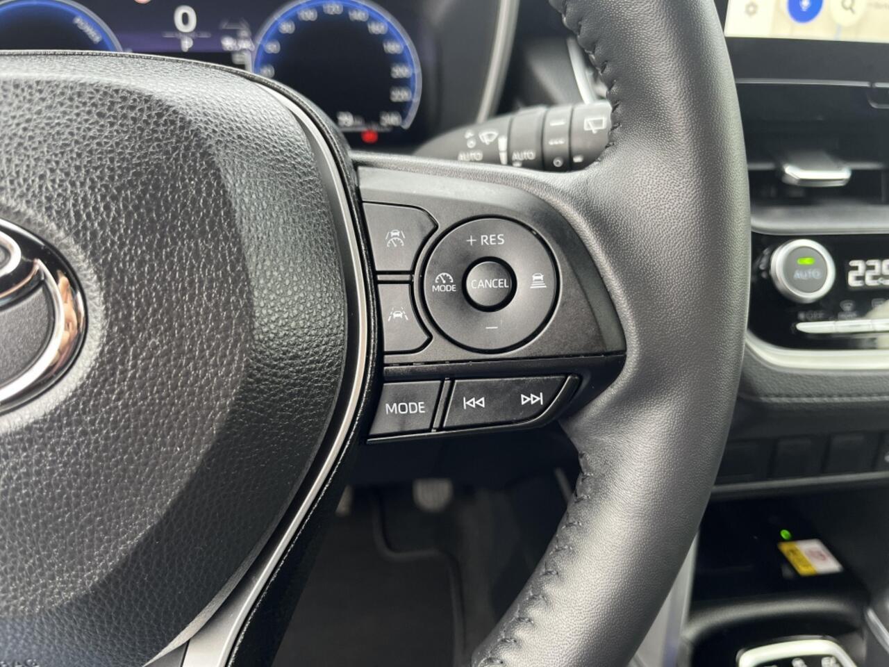 Toyota COROLLA 1.8 Hybrid Style 140 pk