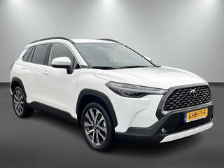 toyota-corolla-1.8-hybrid-style-140