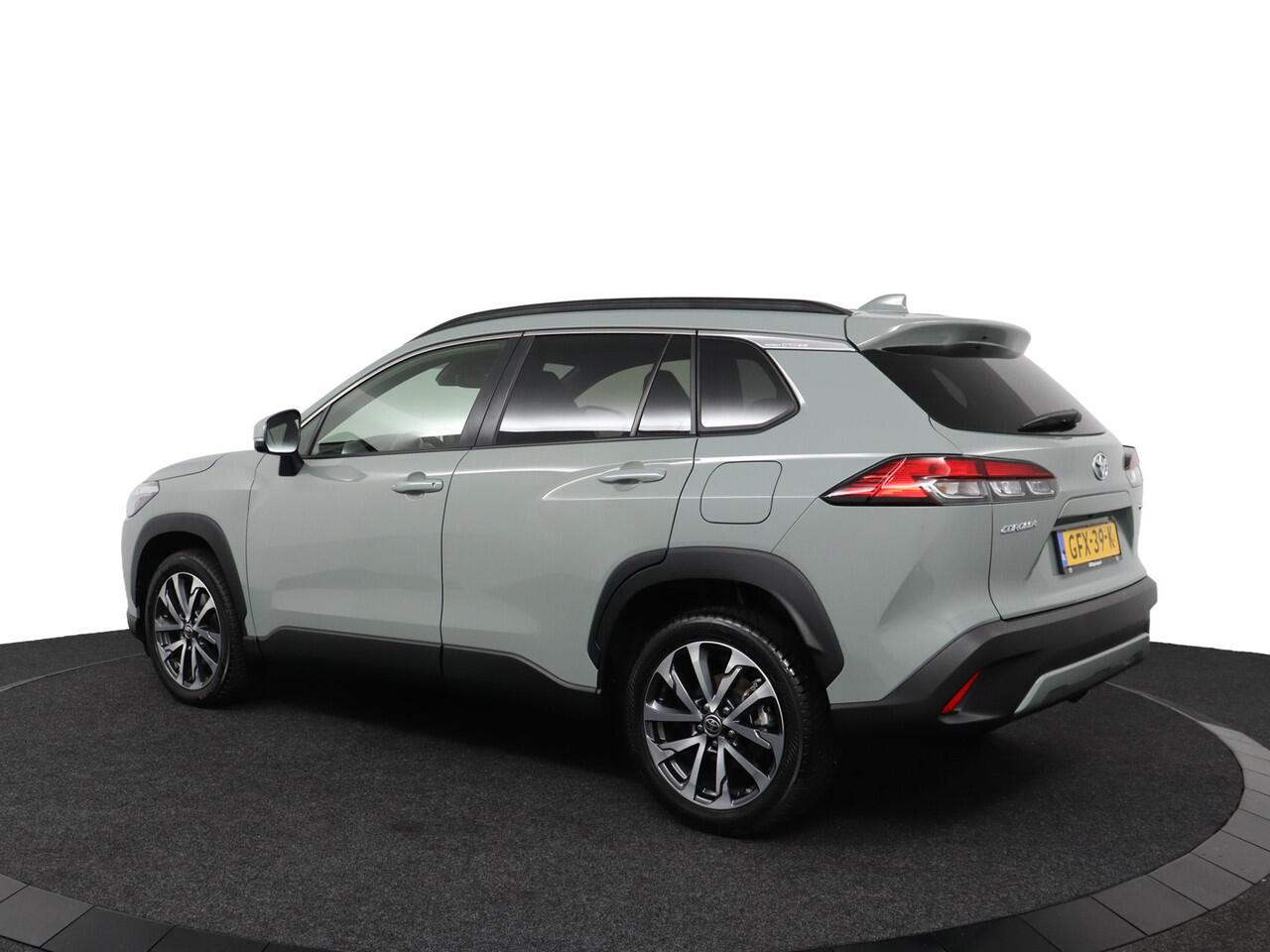 Toyota COROLLA Cross Hybrid 140 Dynamic | Trekhaak | all seasons banden | Apple Carplay/Android Auto | Navigatie |