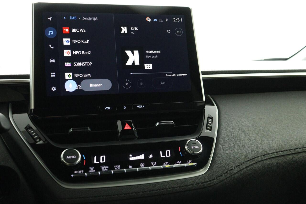 Toyota COROLLA Cross Hybrid 140 Dynamic | Trekhaak | all seasons banden | Apple Carplay/Android Auto | Navigatie |