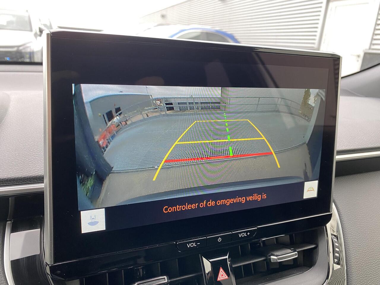 Toyota COROLLA Cross Hybrid 200 Dynamic Navigatie Apple CarPlay/Android Auto, keyless, achteruitrij camera, draadloos telefoonlader, adaptieve cruise control