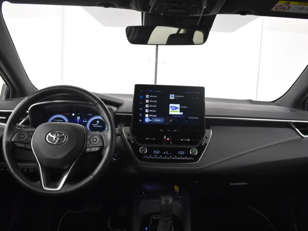 Toyota COROLLA Hybrid 140 Style Edition | Stuur en Stoelverwarming | PDC V+A |