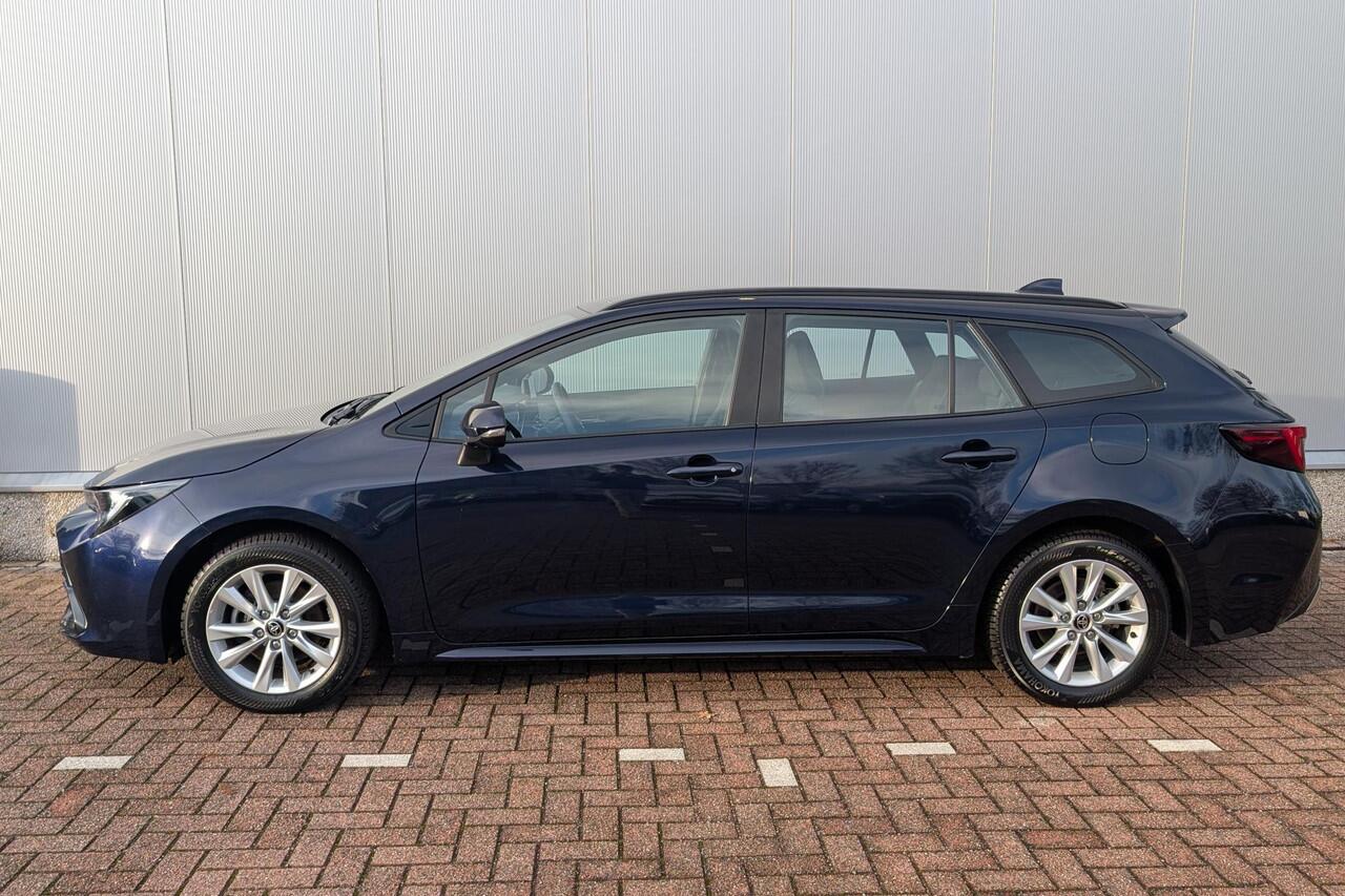 Toyota COROLLA Touring Sports Hybrid 140 Active NL auto|Apple Carplay| Metallic lak | BTW auto|