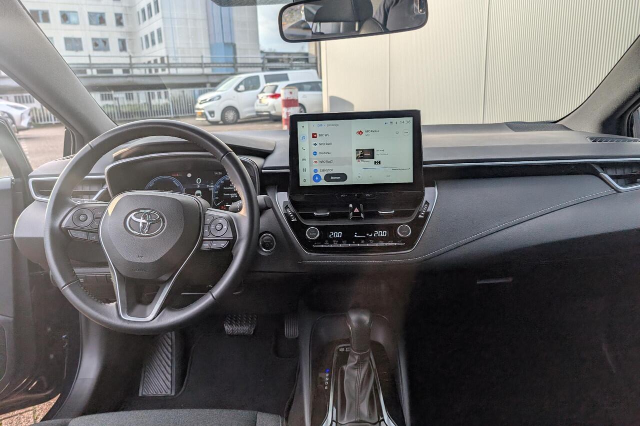 Toyota COROLLA Touring Sports Hybrid 140 Active NL auto|Apple Carplay| Metallic lak | BTW auto|