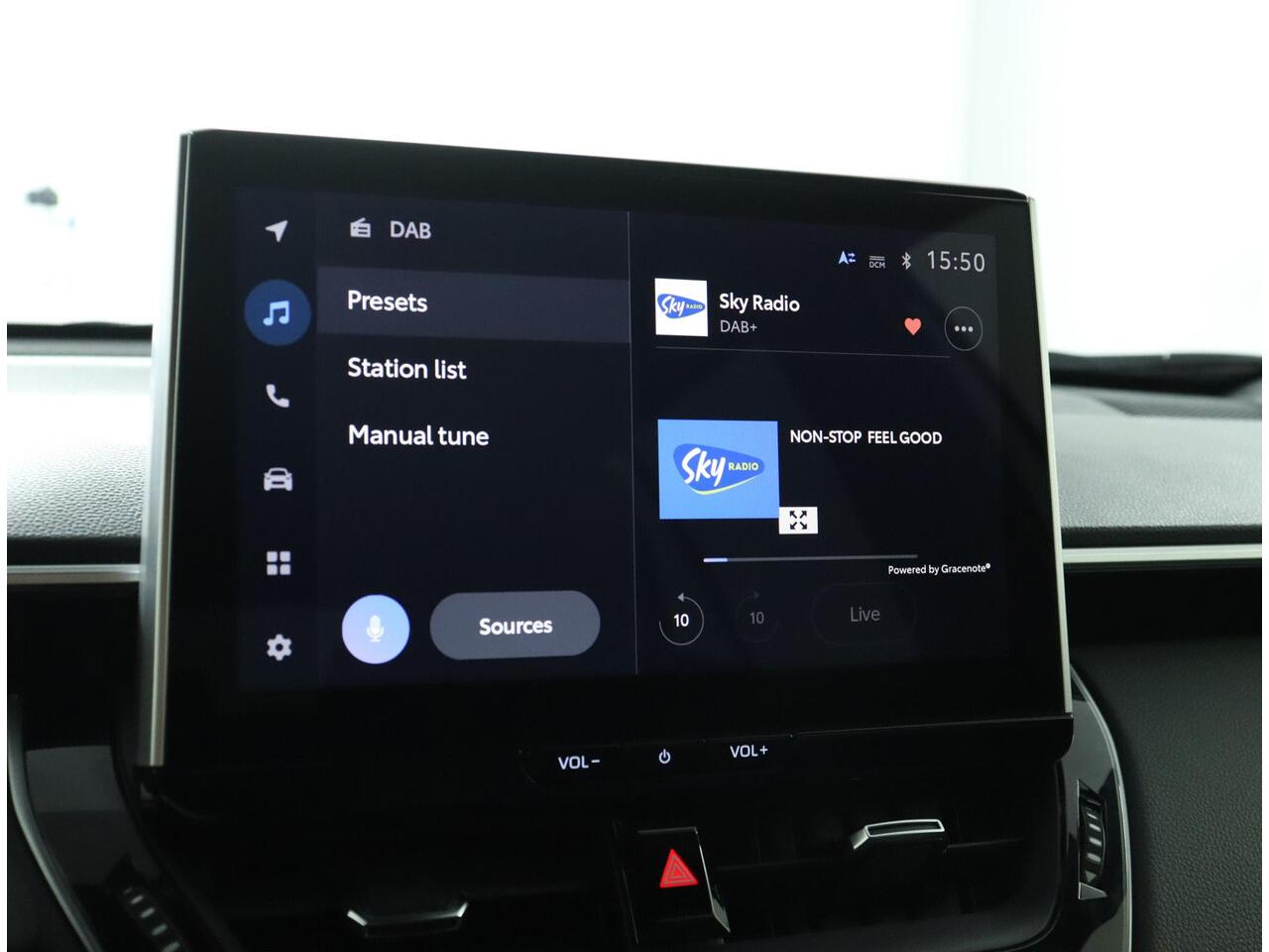 Toyota COROLLA Cross Hybrid 140 Style | Parkeer sensoren voor + achter | Electrische achterklep |