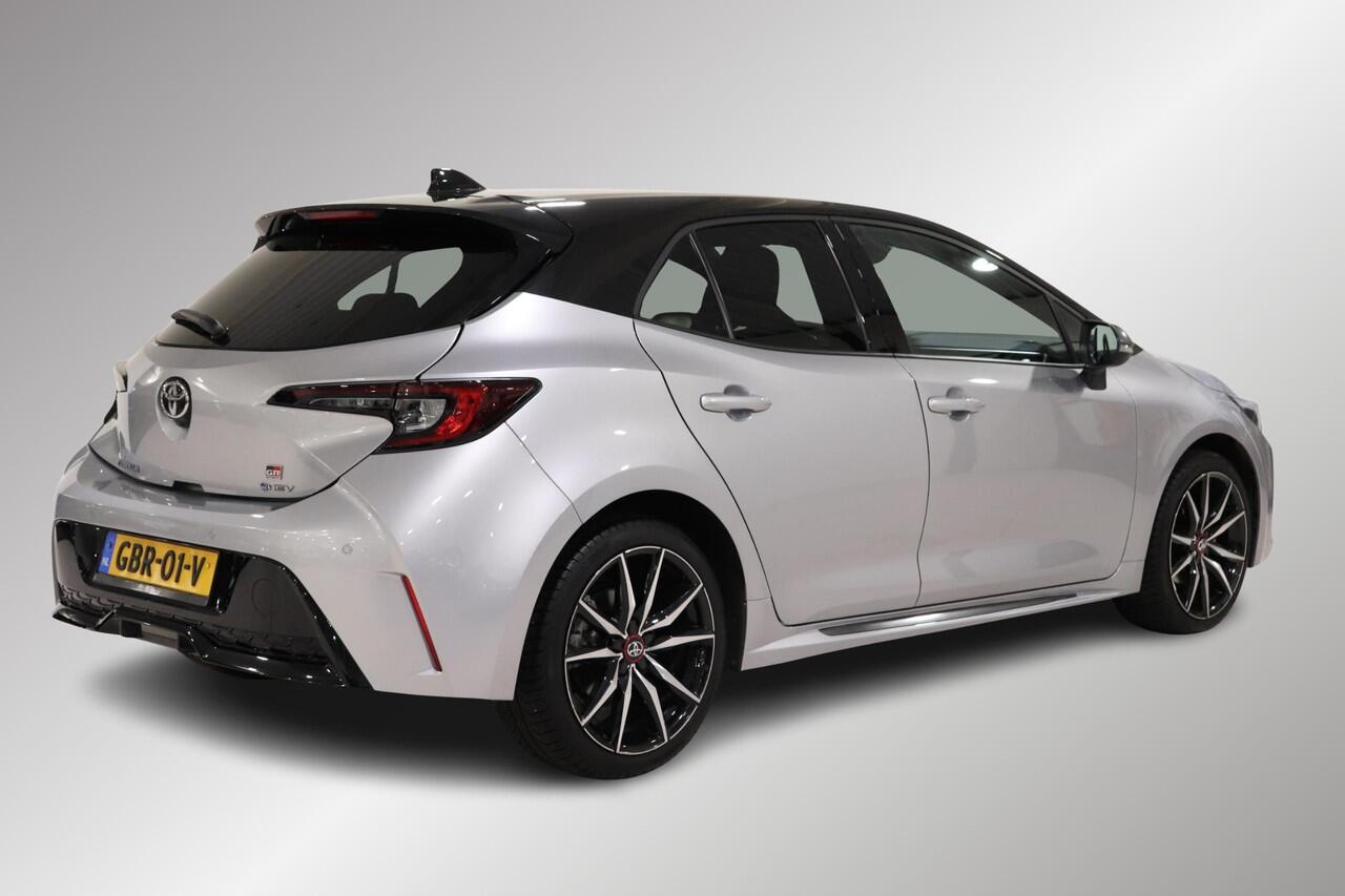 Toyota COROLLA Hybrid 140 GR Sport, Navigatie, BSM, Apple Carplay / Android Auto, 1E Eigenaar, Dealer onderhouden!