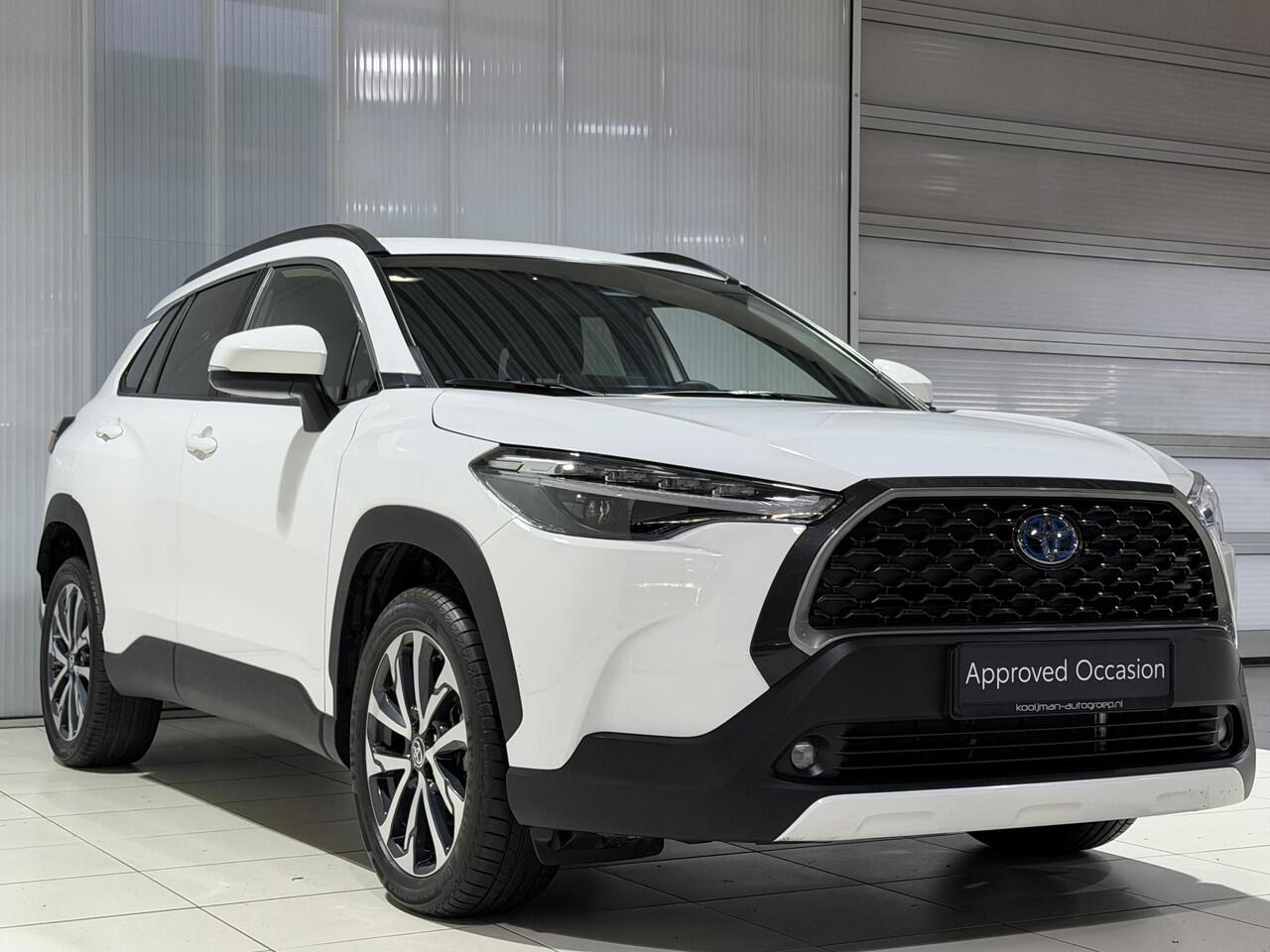Toyota COROLLA Cross Hybrid 140 Dynamic | Elektrische achterklep, navigatie Apple CarPlay/Android Auto, draadloze telefoonlader, keyless, Adaptieve cruise control