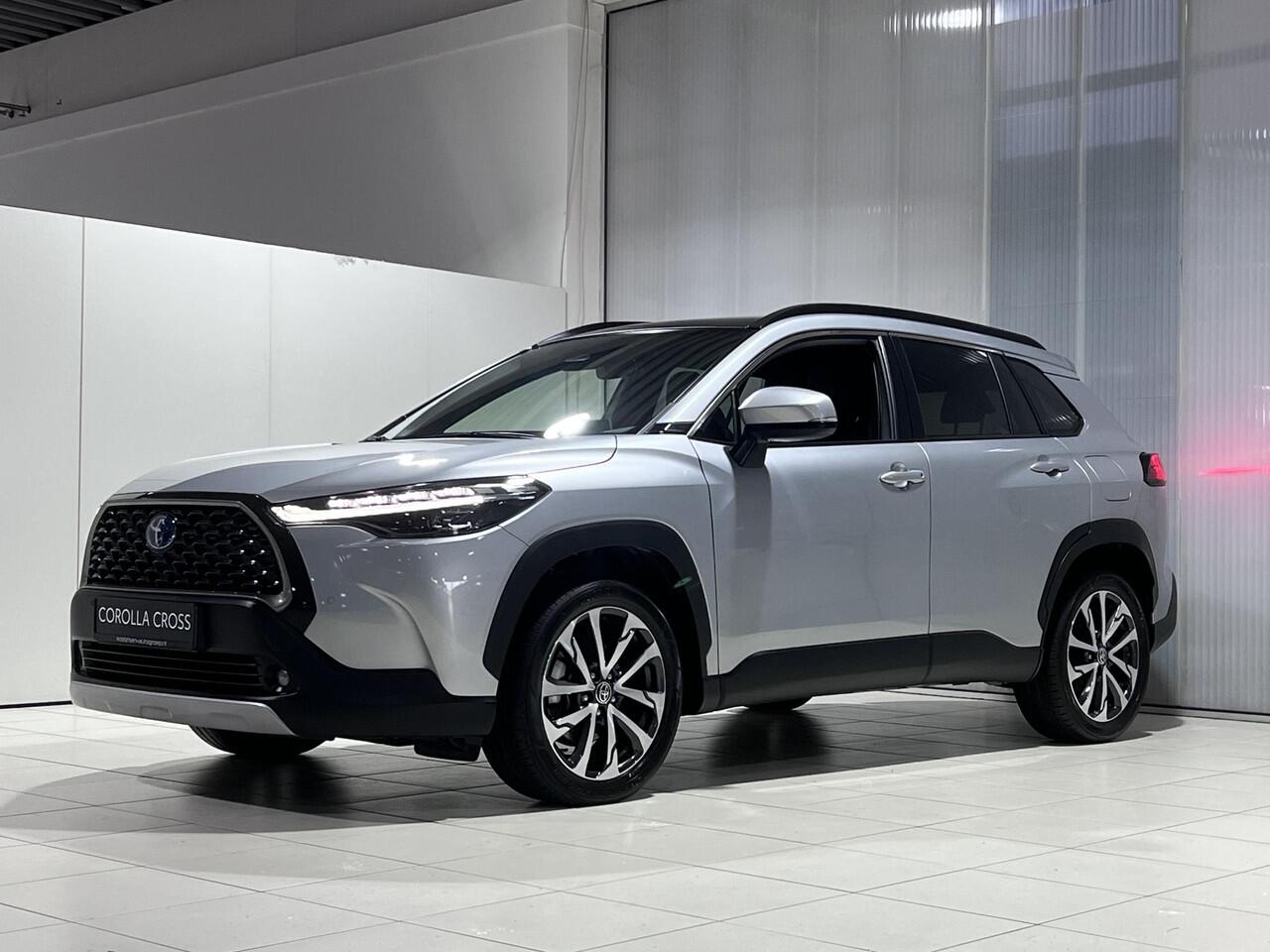 Toyota COROLLA Cross Hybrid 140 Executive Edition Panoramadak, Dodehoekdetectie, Parkeersensoren voor + achter, Elektrische achterklep, Led, Navi, Garantie t/m 2034!