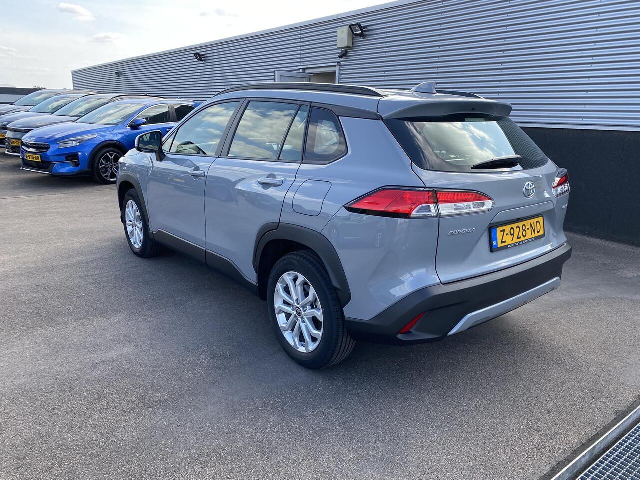 Toyota COROLLA Cross Hybrid 140 Active Navigatie Apple CarPlay/Android Auto, achteruitrij camera, adaptieve cruise control, keyless entry- & start