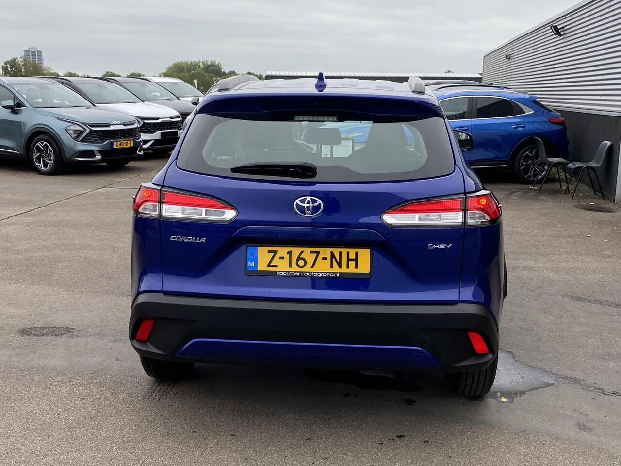 Toyota COROLLA Cross Hybrid 140 Active Navigatie Apple CarPlay/Android Auto, achteruitrij camera, adaptieve cruise control, keyless