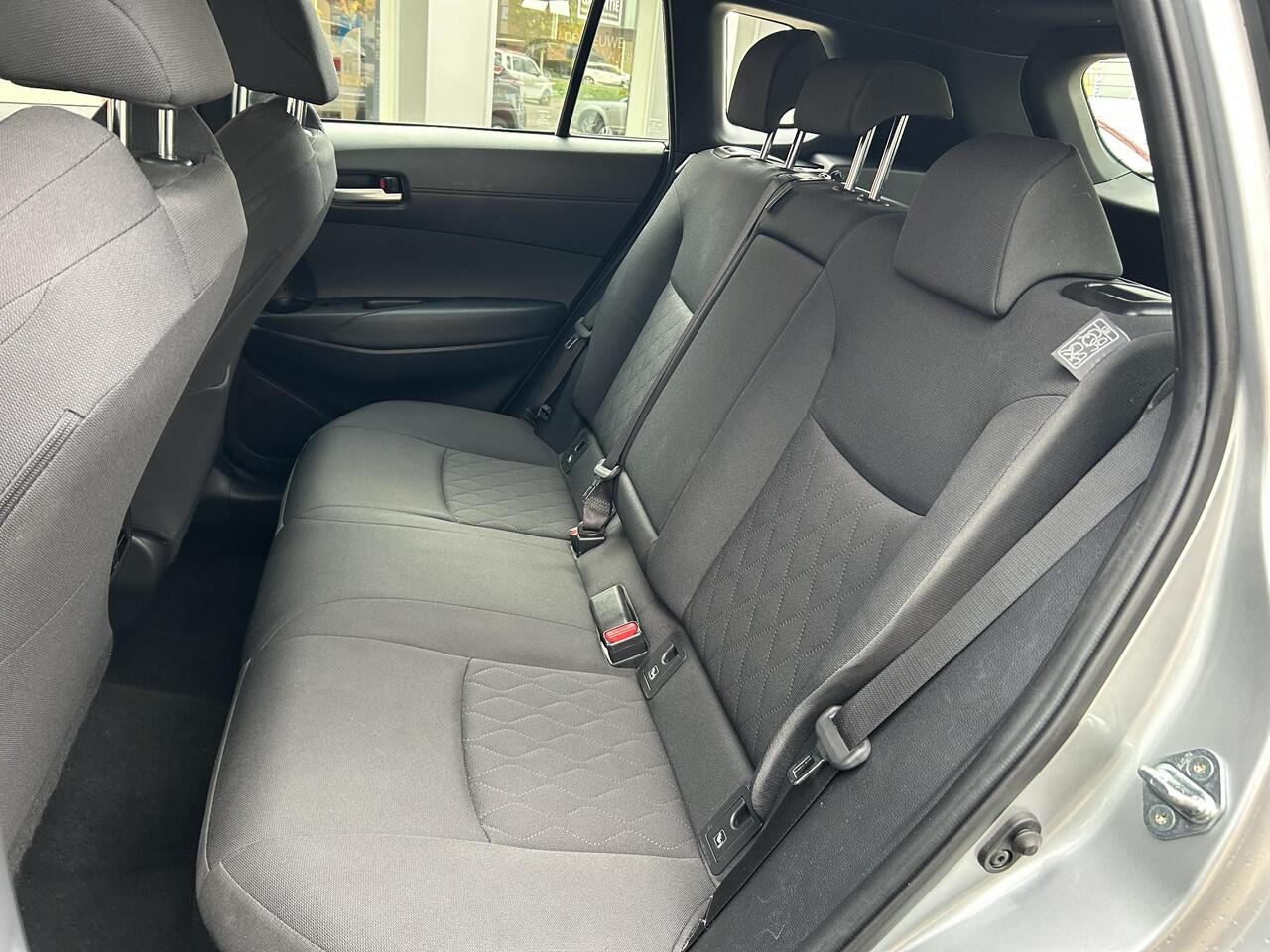 Toyota COROLLA Cross Hybrid 140 Active