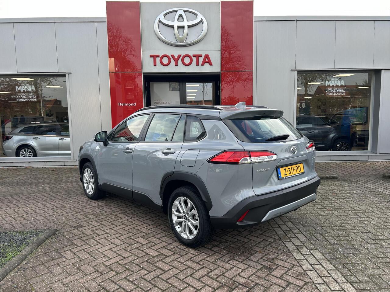 Toyota COROLLA Cross Hybrid 140 Active Mooie NL-auto in speciale kleur! Navigatie Apple CarPlay/Android Auto | Achteruitrij camera | Automaat |