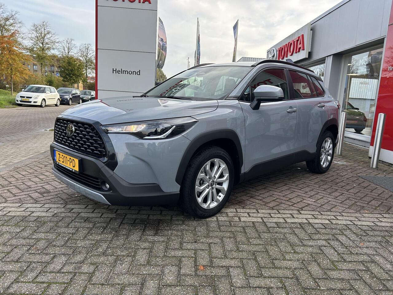 Toyota COROLLA Cross Hybrid 140 Active Mooie NL-auto in speciale kleur! Navigatie Apple CarPlay/Android Auto | Achteruitrij camera | Automaat |