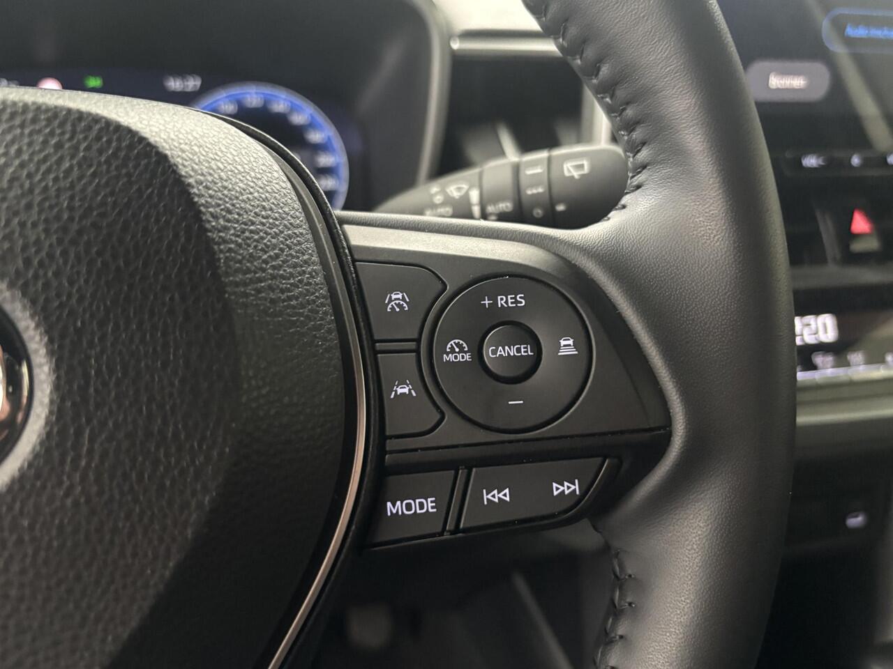 Toyota COROLLA Cross Hybrid 140 Active