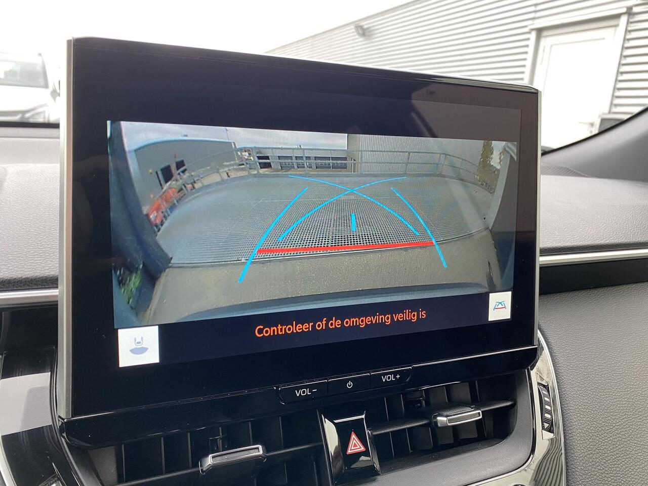 Toyota COROLLA Cross Hybrid 200 Dynamic Navigatie Apple CarPlay/Android Auto, keyless, achteruitrij camera, draadloos telefoonlader, adaptieve cruise control