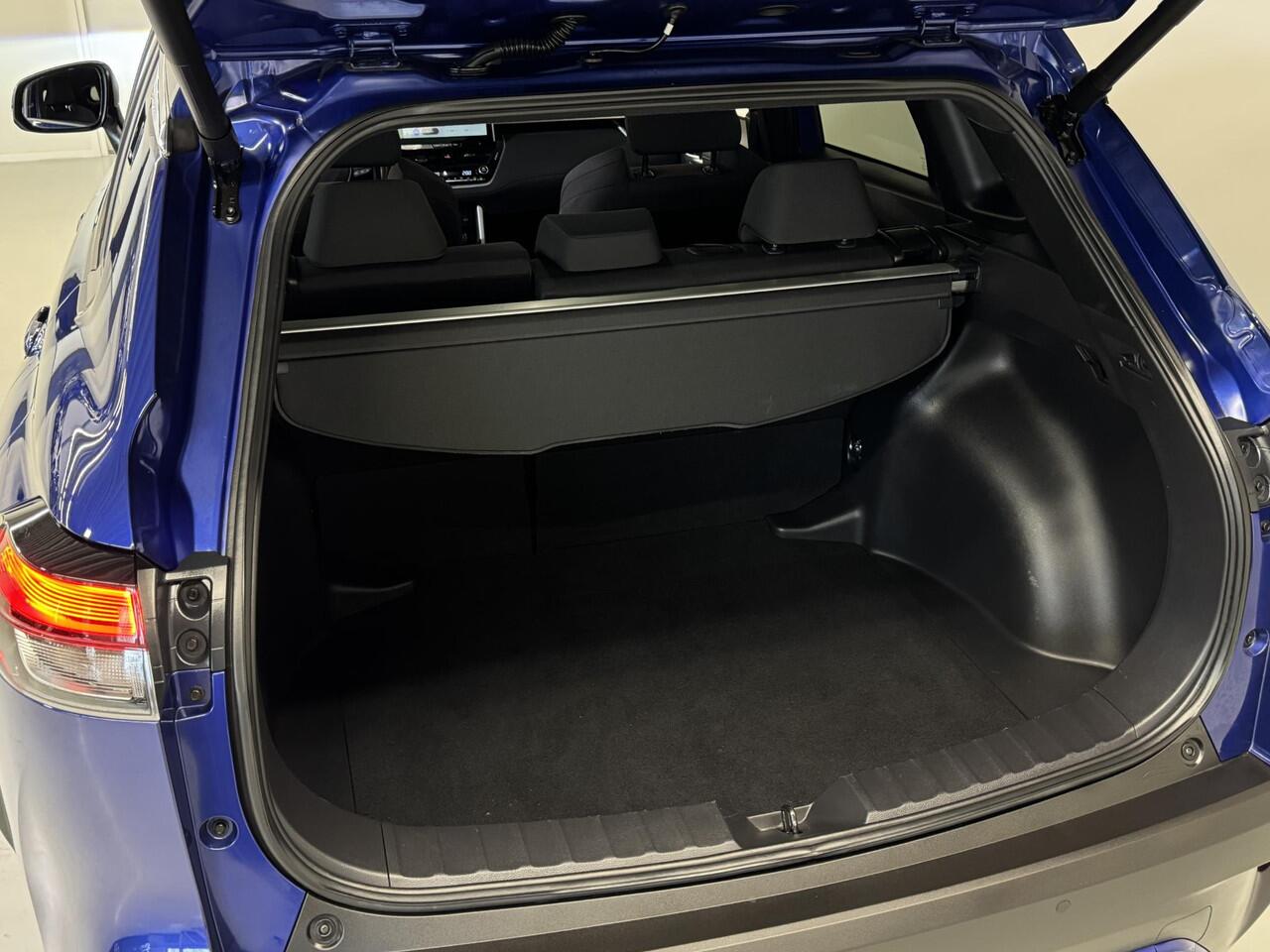 Toyota COROLLA Cross Hybrid 140 Style Plus |