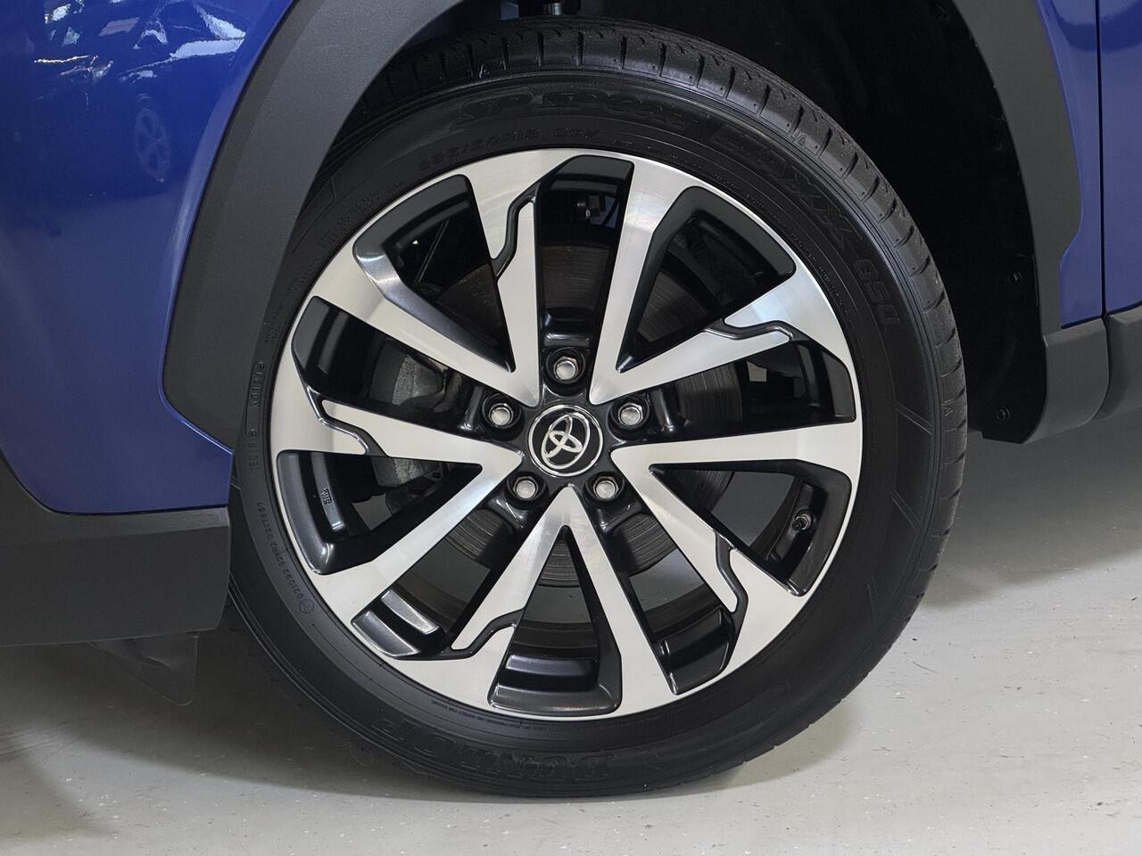 Toyota COROLLA Cross Hybrid 140 Style Plus |