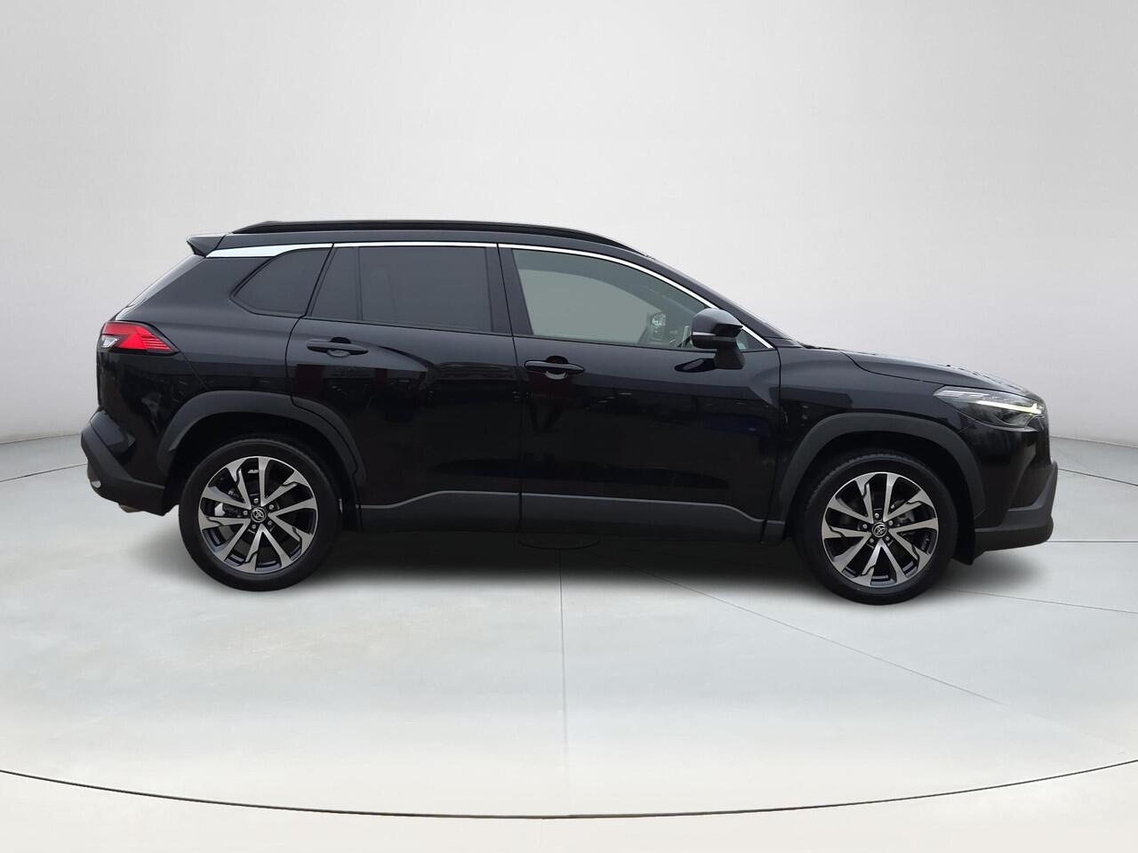Toyota COROLLA Cross 2.0 High Power Hybrid First Edition | Apple CarPlay | Stuur/Stoel verwarming | Blindspot | Rijklaarprijs incl. garantie |