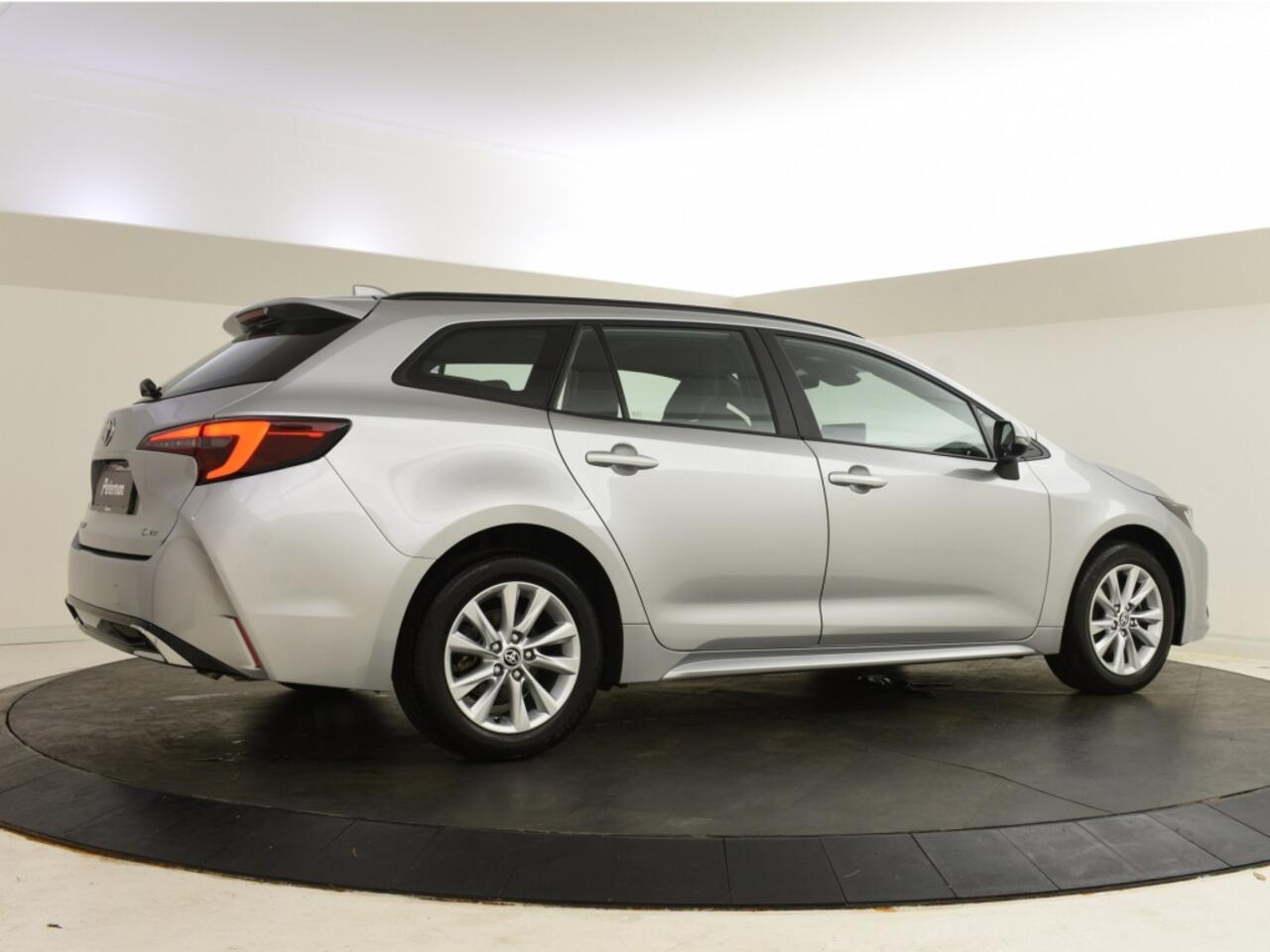 Toyota COROLLA Touring Sports Hybrid 140 Active | Stuur + Stoelverwarming | Carplay |