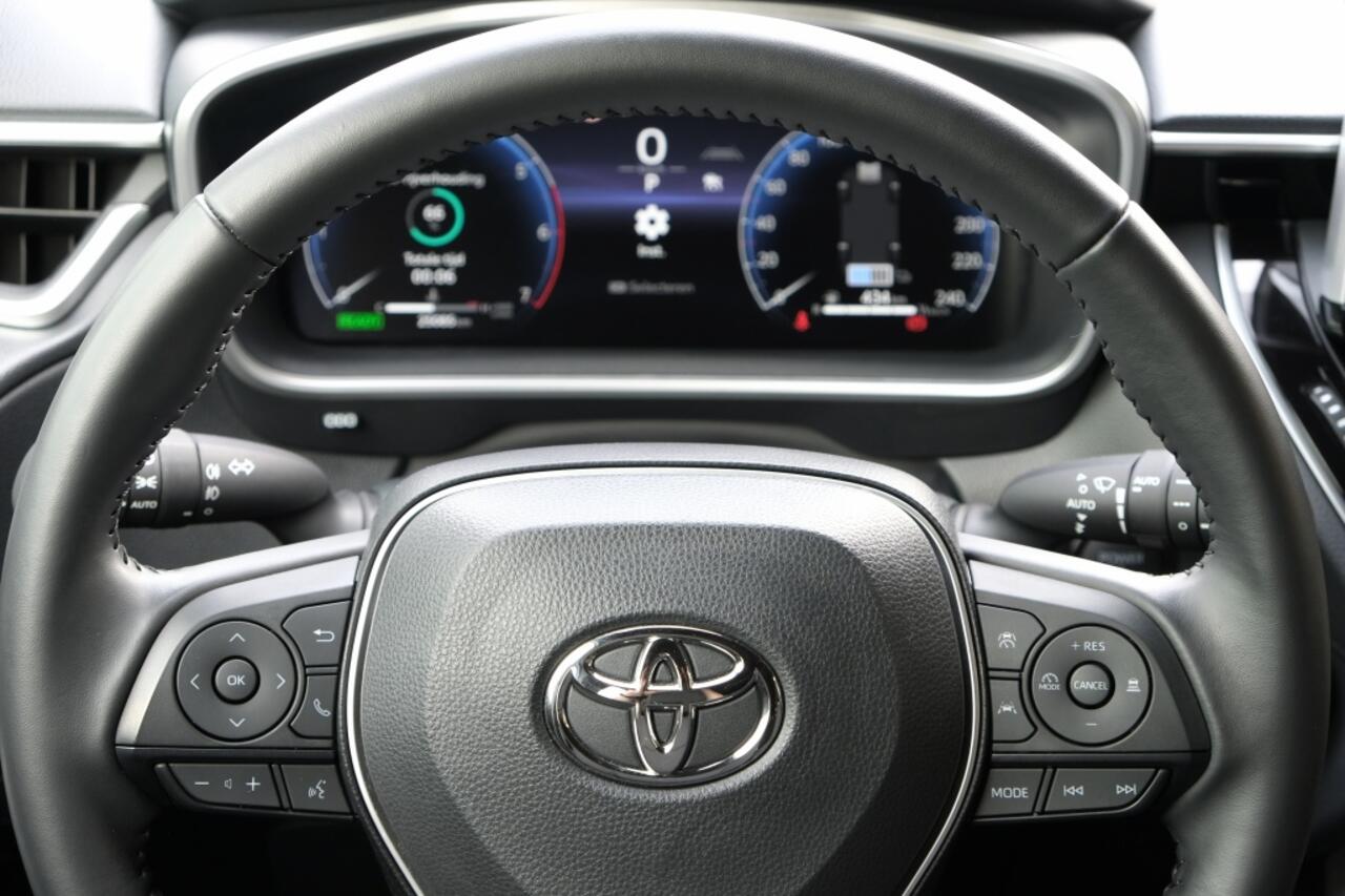 Toyota COROLLA Cross 1.8 Hybrid 140 Style Automaat | Apple Carplay / Android auto |