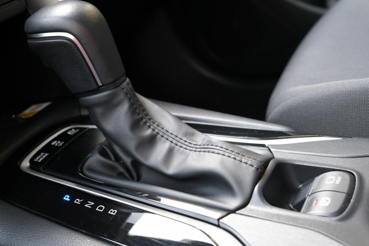 Toyota COROLLA Cross 1.8 Hybrid 140 Style Automaat | Apple Carplay / Android auto |