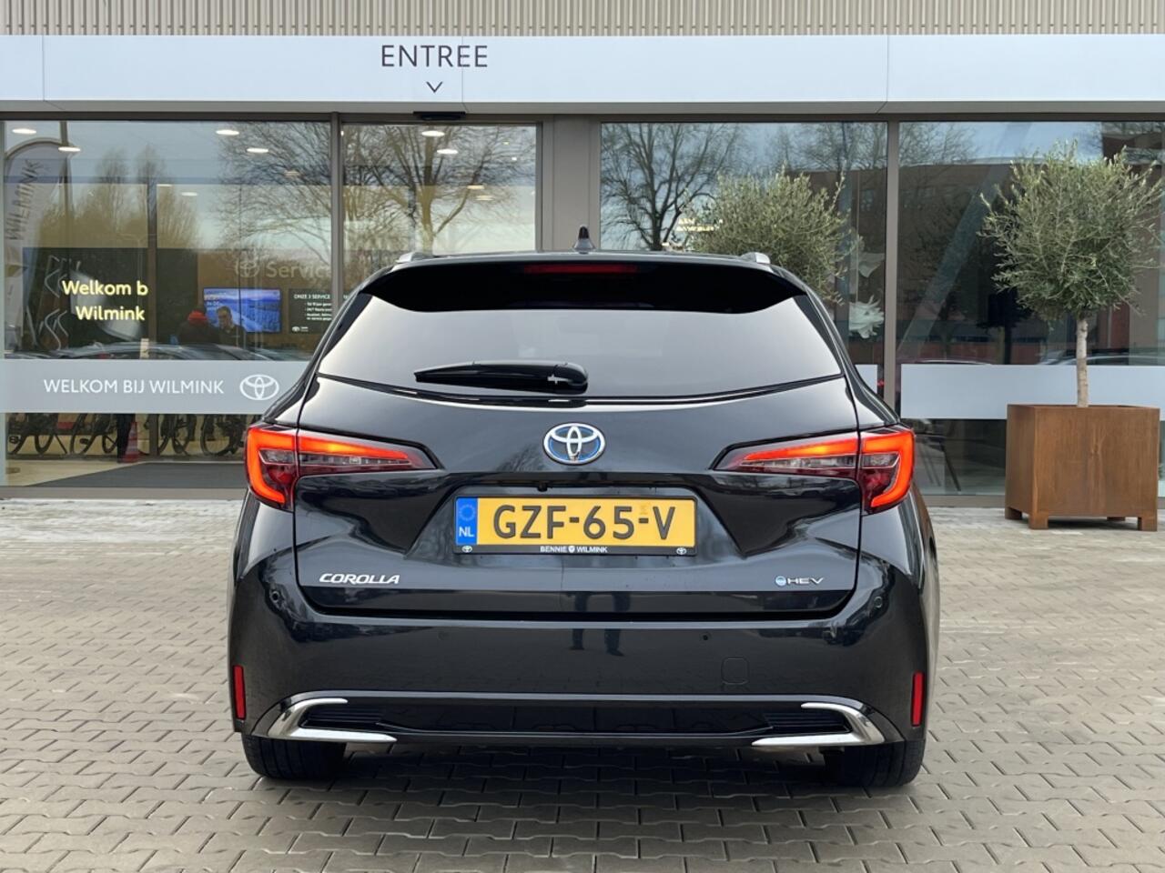 Toyota COROLLA Touring Sports Hybrid 140 Dynamic | Parkeersensoren V+A | All Seasons
