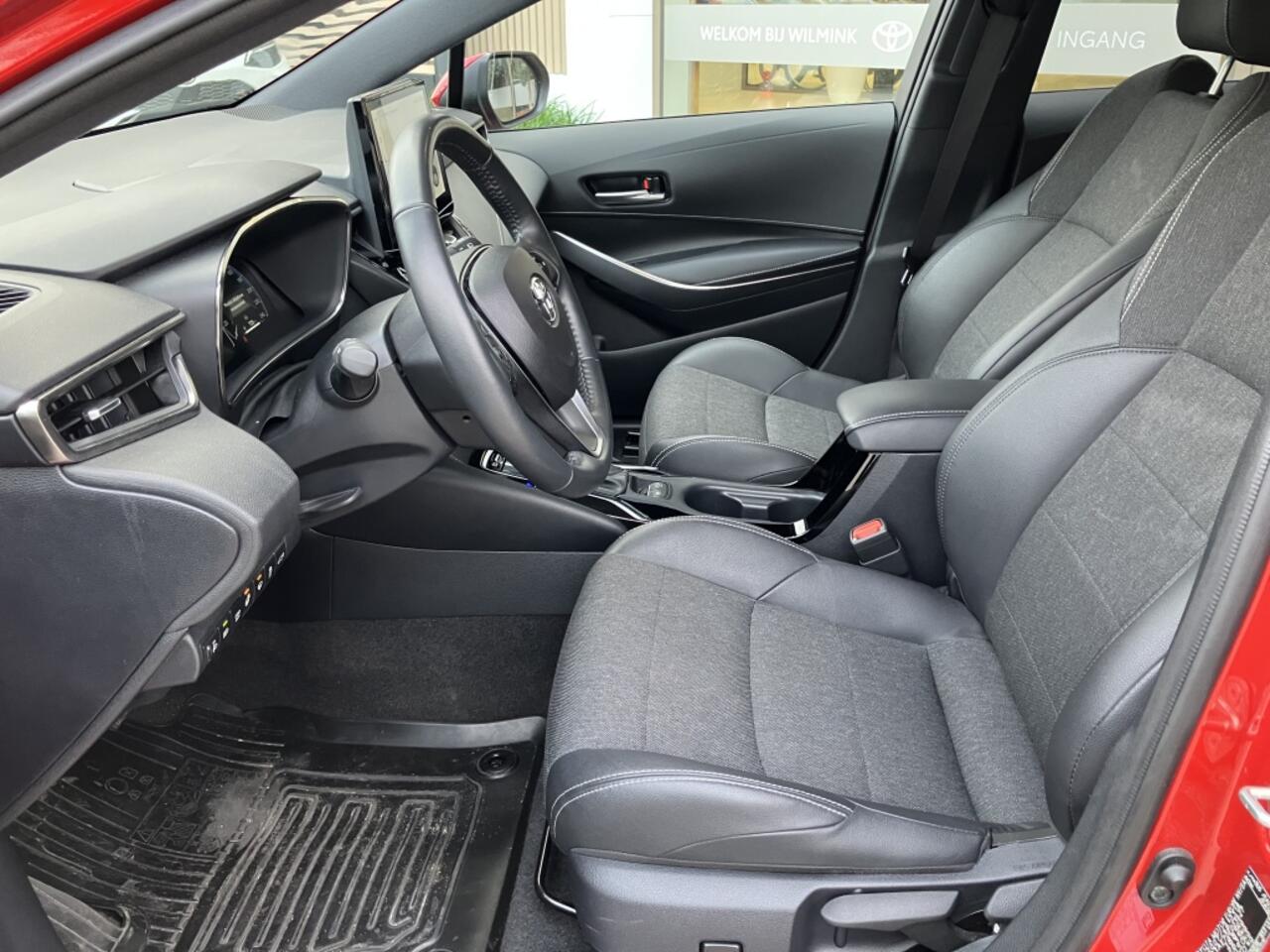 Toyota COROLLA Touring Sports Hybrid 140 Dynamic | Blindspot | Pdc V+A | Stoel/Stuur verw