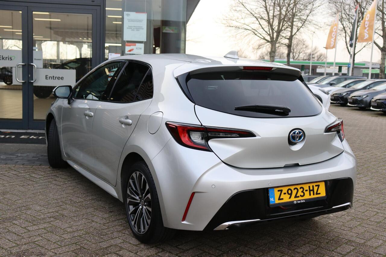 Toyota COROLLA Hybrid 140 Dynamic , Parkeersensoren , Stoelverwarming
