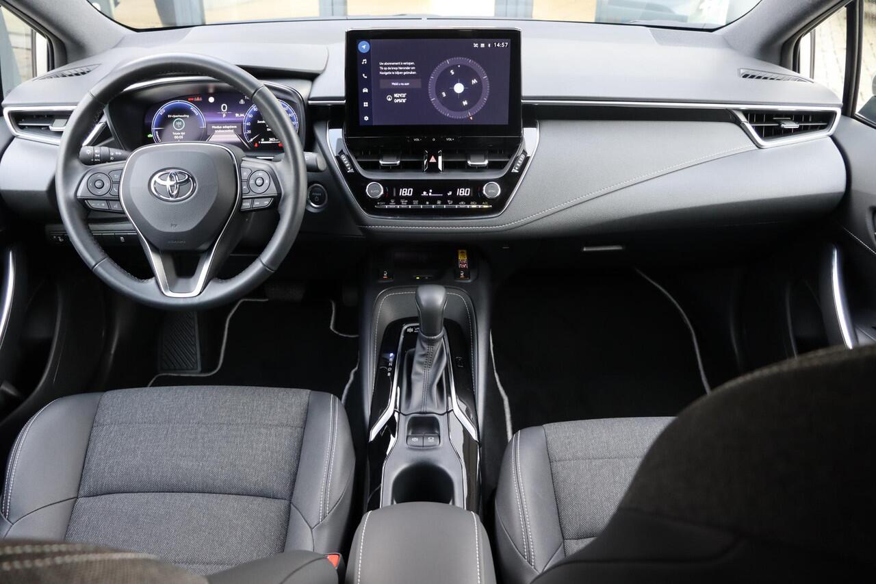 Toyota COROLLA Hybrid 140 Dynamic , Parkeersensoren , Stoelverwarming