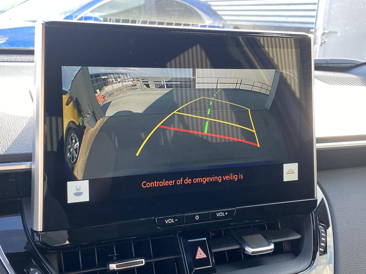 Toyota COROLLA Cross Hybrid 140 Style NL Auto, dodehoek detectie, navigatie Apple CarPlayt/Android Auto, achteruitrij camera, adaptieve cruise control, parkeersensoren